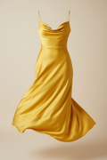Robe longue en soie col bénitier LORA - jaune